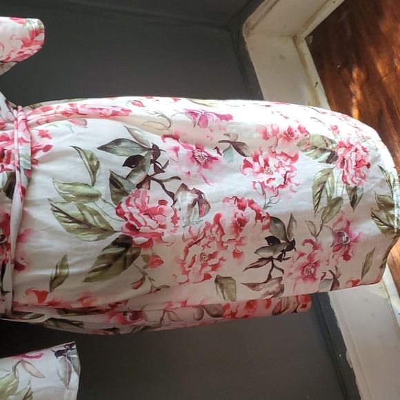 Show me your Mumu woman's floral belted robe os - Picture 6 of 10